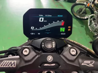 BMW BMW M1000R