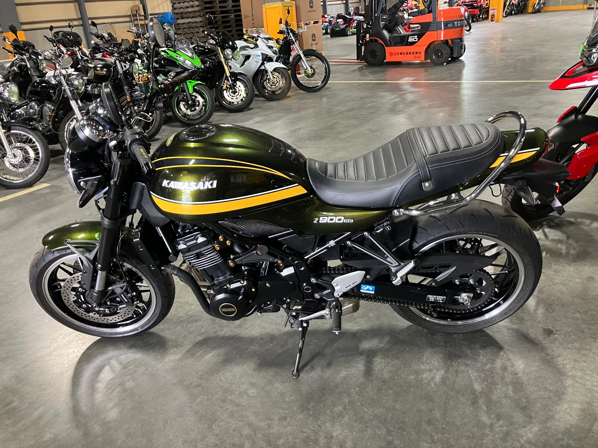 Kawasaki Z900RS  с аукциона в Японии