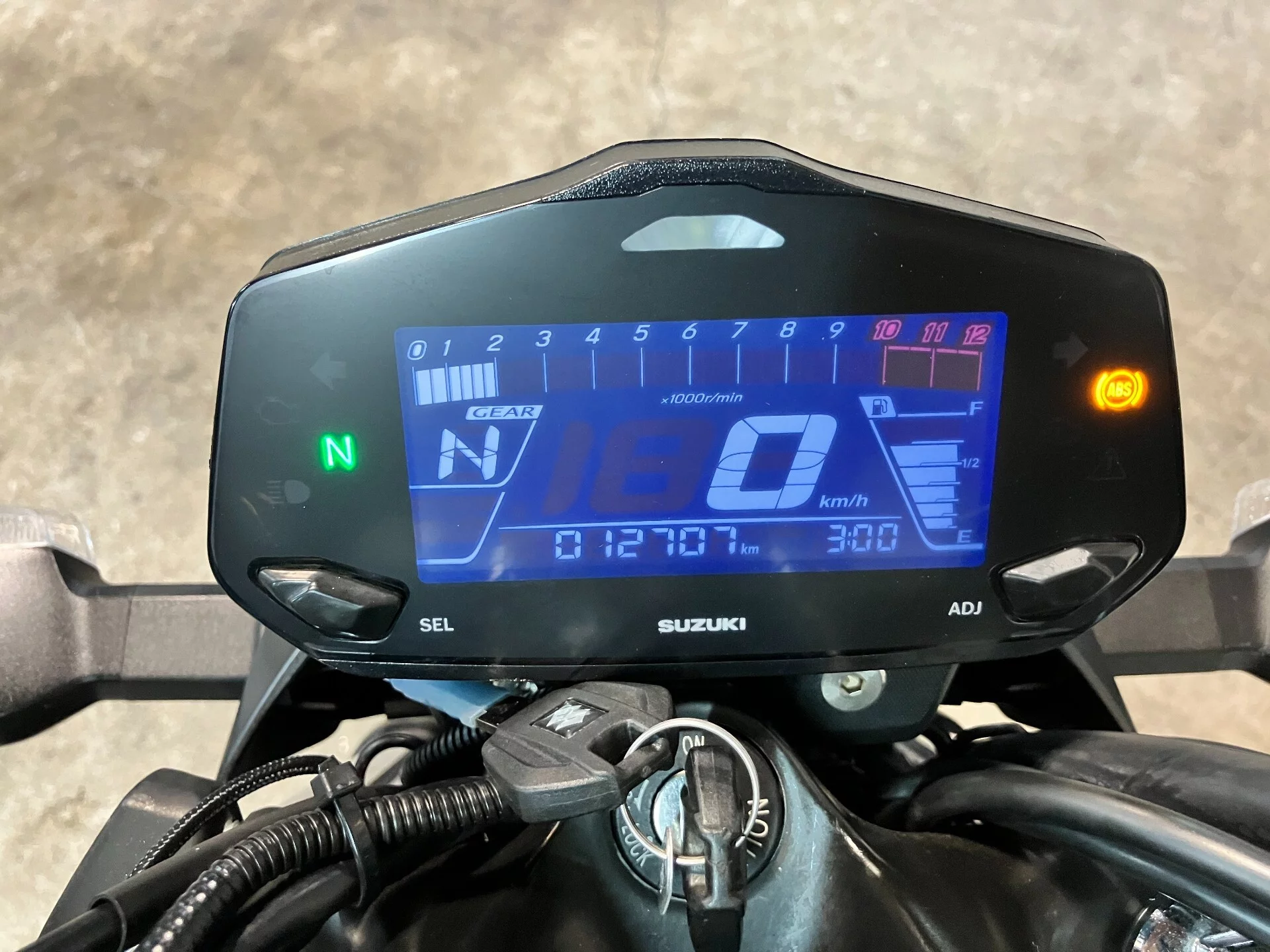 Suzuki JIKUSA-250  с аукциона в Японии