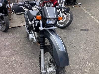 Yamaha SEROW 225