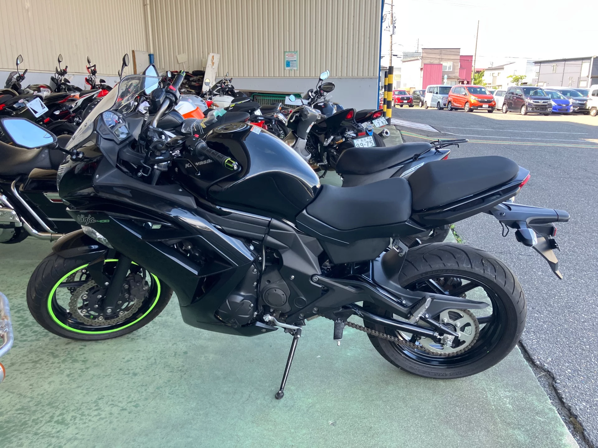 Kawasaki Ninja 400  с аукциона в Японии