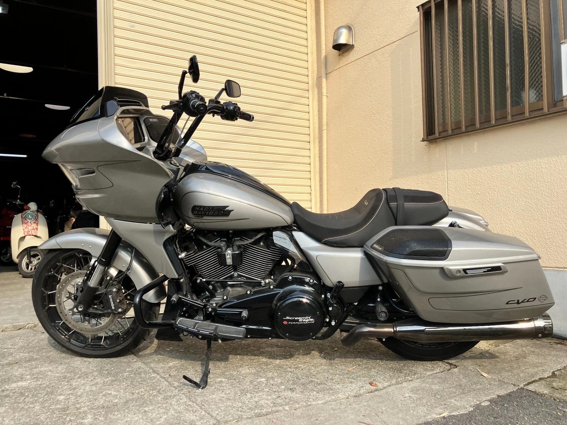 Harley-Davidson HARLEY FLTRXSE1800CVO  с аукциона в Японии