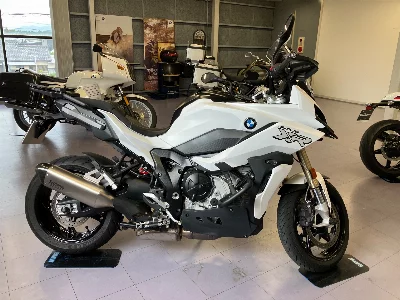 BMW BMW S1000XR