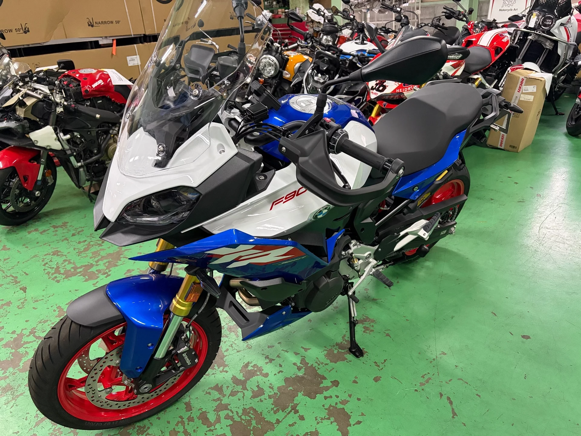 BMW BMW F900XR PREMIUM  LINE  с аукциона в Японии