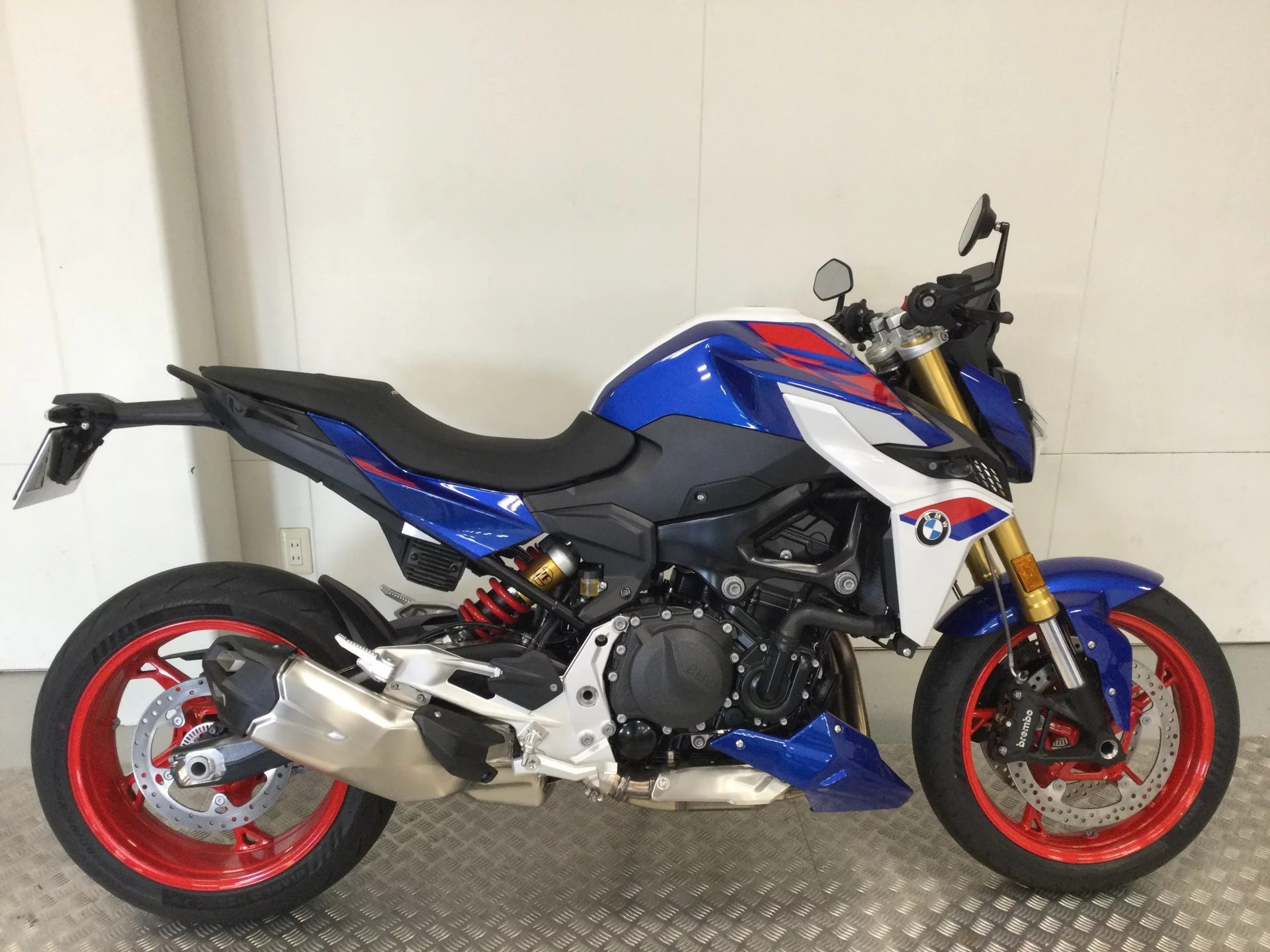 BMW BMW F900R TOURING  с аукциона в Японии