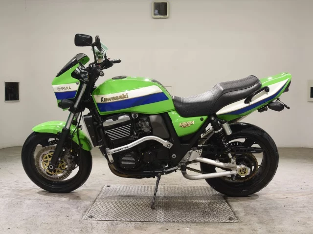 Kawasaki ZRX1100  с аукциона в Японии