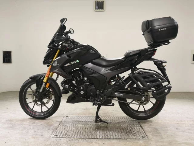 Honda HORNET2.0  с аукциона в Японии