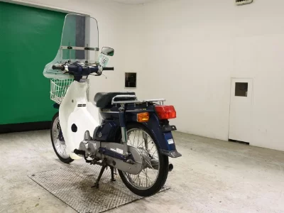 Honda C50-E