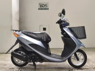 Suzuki ADDRESS V50