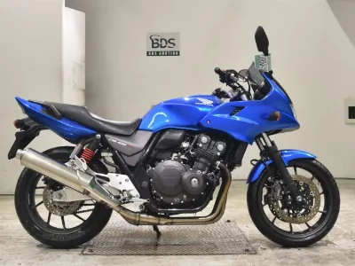 Honda CB400SFV-4 BOLDORABS