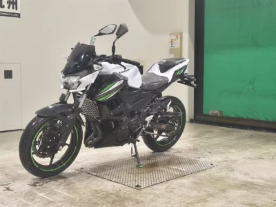 Kawasaki Z400-2