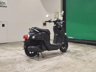 Yamaha VINO-4