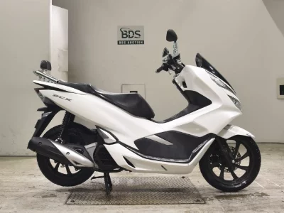 Honda PCX125-3