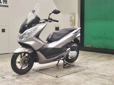 Honda PCX125-2