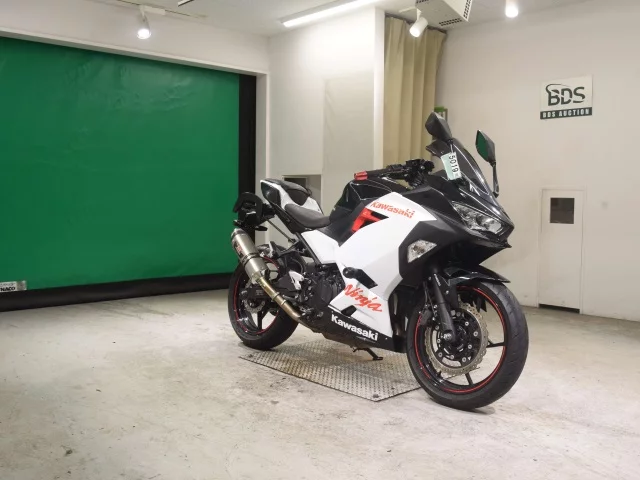 Kawasaki NINJA400-2  с аукциона в Японии