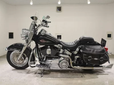 Harley-Davidson HARLEY FLSTC1580