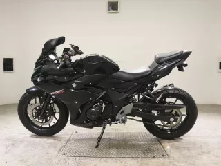 Suzuki GSX250R
