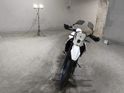 Suzuki DR-Z4SM