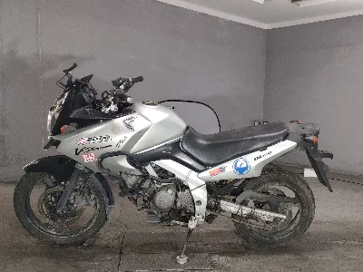 Suzuki V STROM650