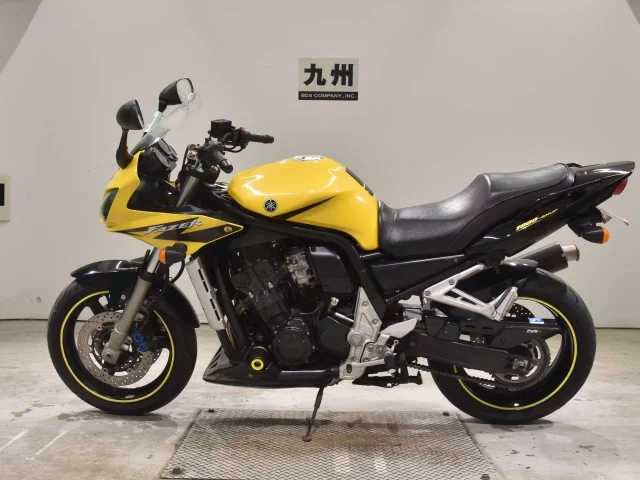 Yamaha FZS1000 FEATHER  с аукциона в Японии