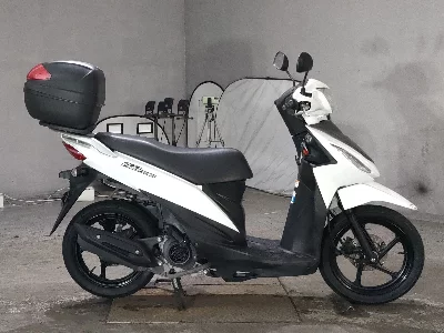 Suzuki ADDRESS V110