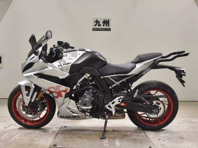 Suzuki GSX-8R  с аукциона в Японии