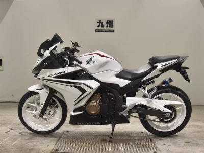 Honda CBR400R-2