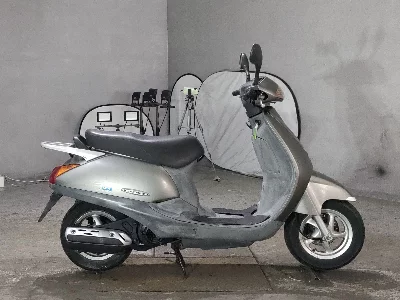 Honda LEAD 100