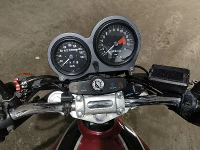 Kawasaki ZEPHYR400