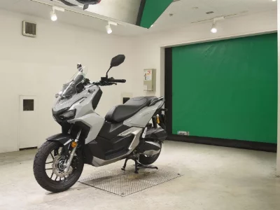 Honda ADV160