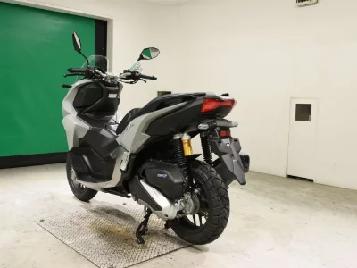 Honda ADV160