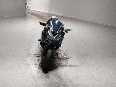 Kawasaki NINJA ZX-25R SE