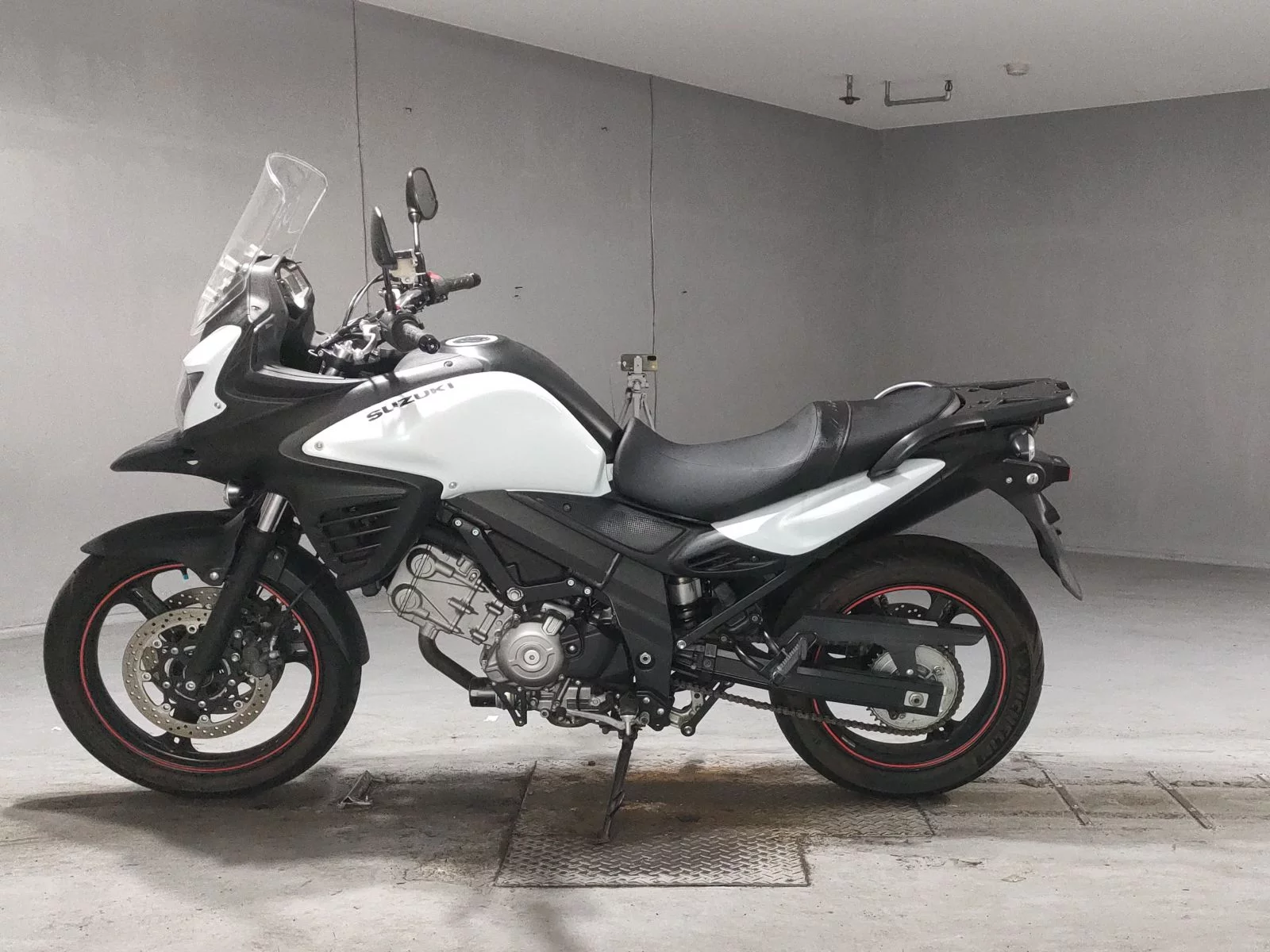 Suzuki V STROM650  с аукциона в Японии