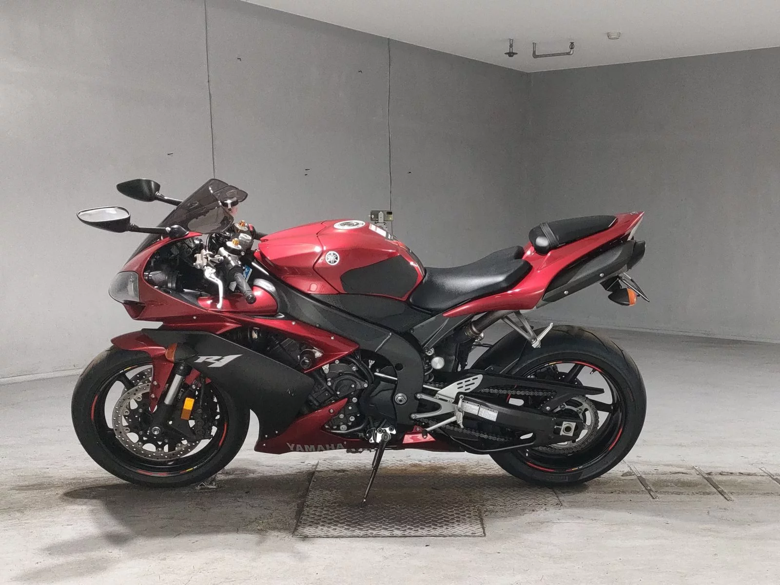 Yamaha YZF-R1  с аукциона в Японии