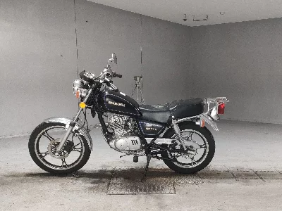 Suzuki GN125H