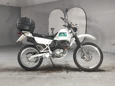 Suzuki DJEBEL125