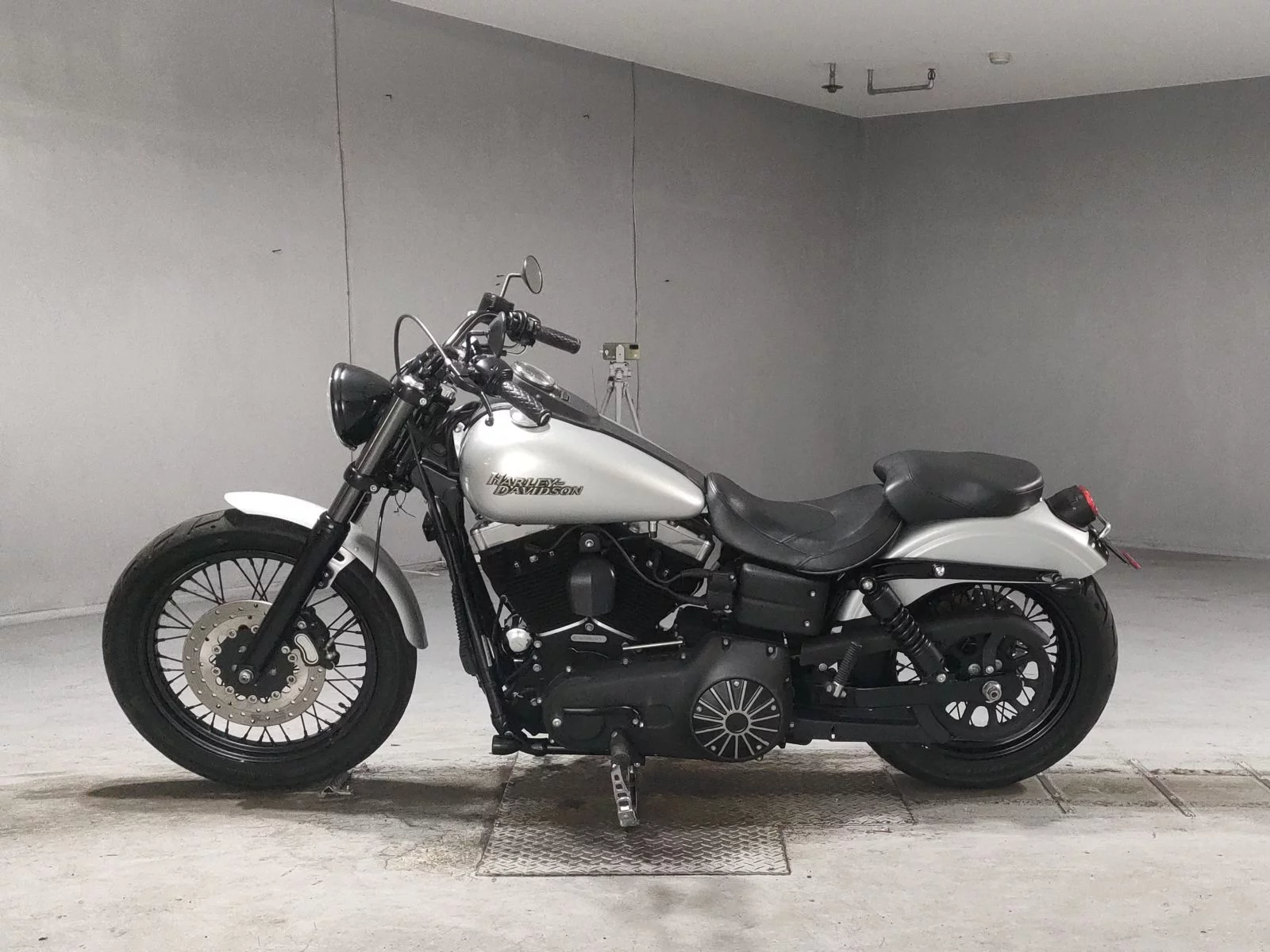 Harley-Davidson HARLEY FXDB1580  с аукциона в Японии