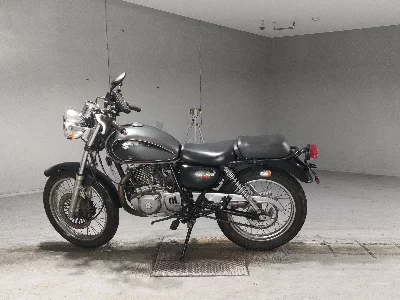 Suzuki ST250E