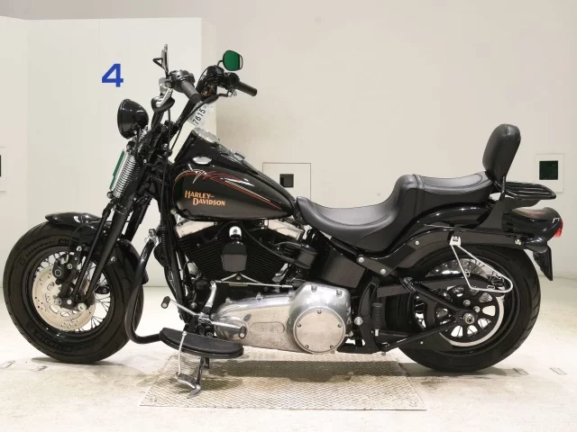 Harley-Davidson HARLEY FLSTSB1580  с аукциона в Японии