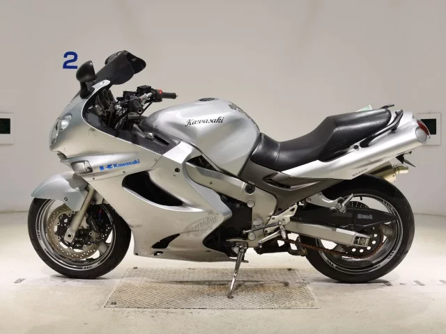 Kawasaki ZZR1200  с аукциона в Японии