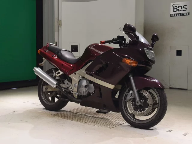 Kawasaki ZZR400-2  с аукциона в Японии