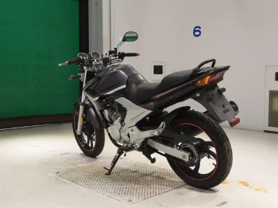 Yamaha YBR250