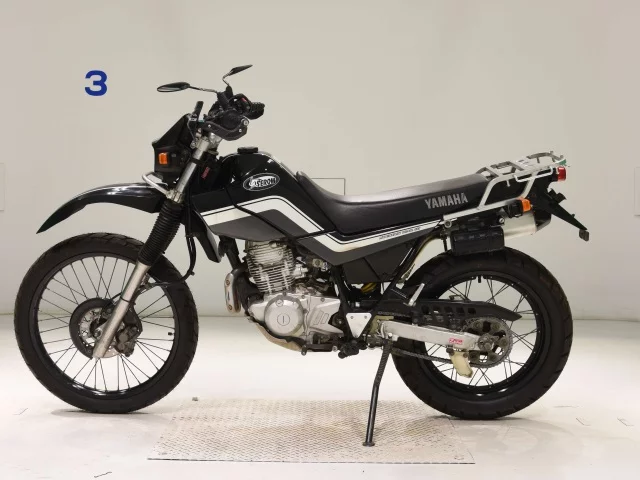 Yamaha SEROW 225-3  с аукциона в Японии