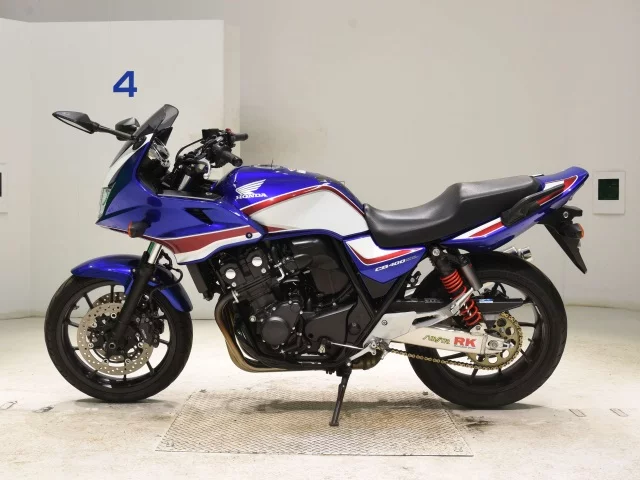 Honda CB400SFV-4 BOLDORABS 2021