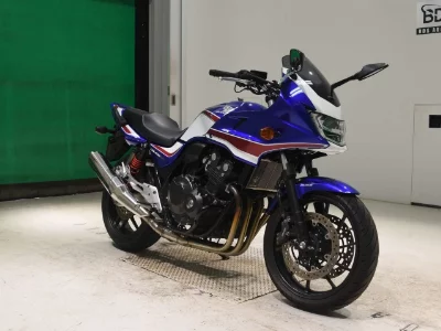 Honda CB400SFV-4 BOLDORABS с аукционов Японии