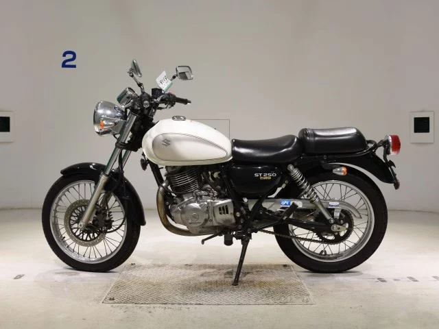 Suzuki ST250E  с аукциона в Японии