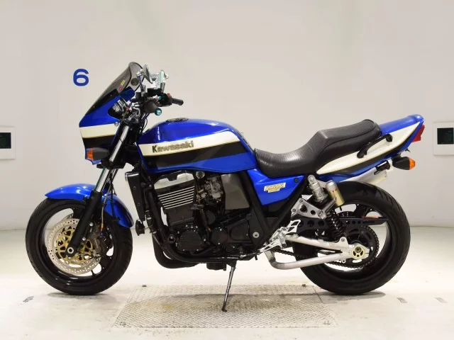 Kawasaki ZRX1100  с аукциона в Японии
