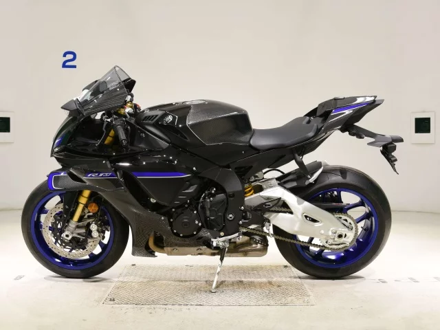 Yamaha YZF-R1M  с аукциона в Японии