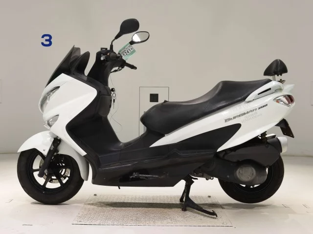 Suzuki BURGMAN200  с аукциона в Японии