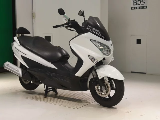 Suzuki BURGMAN200  с аукциона в Японии